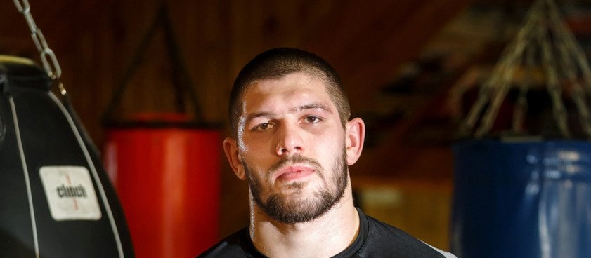 Айяла - Молдавский: коэффициенты букмекеров на Bellator 239