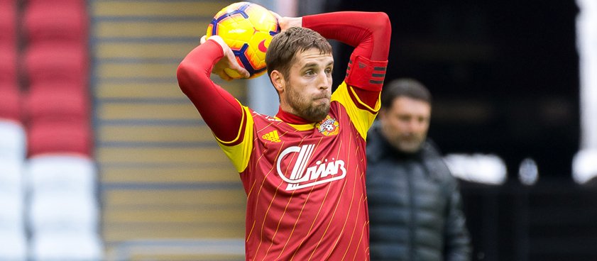 «Арсенал» Тула – «Урал»: прогноз на футбол от Романа Гутцайта